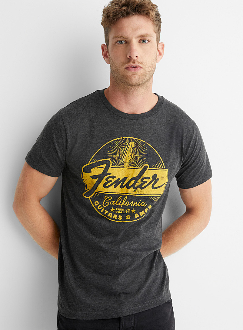 Le 31 Dark Grey Fender T-shirt for men