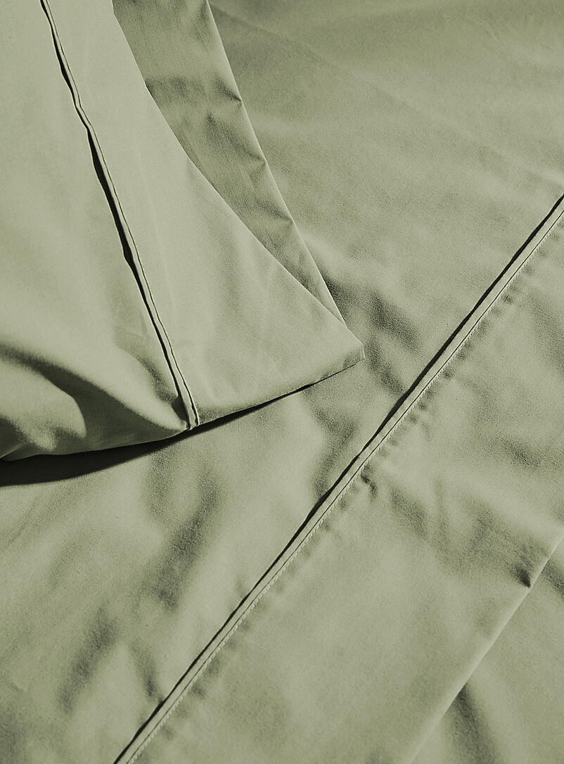 Simons Maison: Le drap percale plus uni 200 fils au pouce Pour matelas jusqu'&agrave; 15 po Ivoire