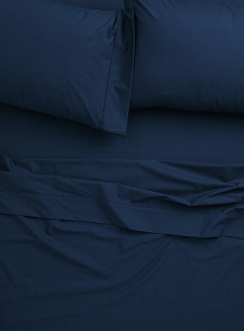 Simons Maison Sapphire Blue Percale plus 200-thread-count sheet Fits mattresses up to 15 in