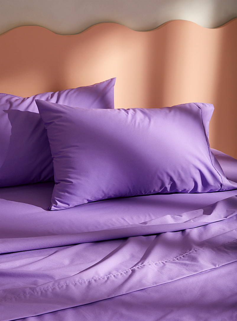 Simons Maison Lavender Solid percale plus sheet 200-thread-count Fits mattresses up to 15 in