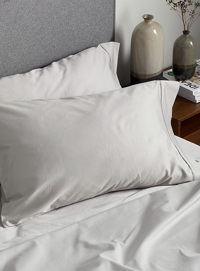 Simons Maison Light Grey Liquid cotton pillowcases 400-thread-count Set of 2