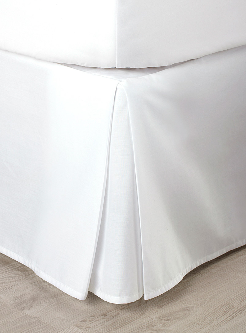 Simons Maison White Percale plus 200-thread-count bedskirt Twin size