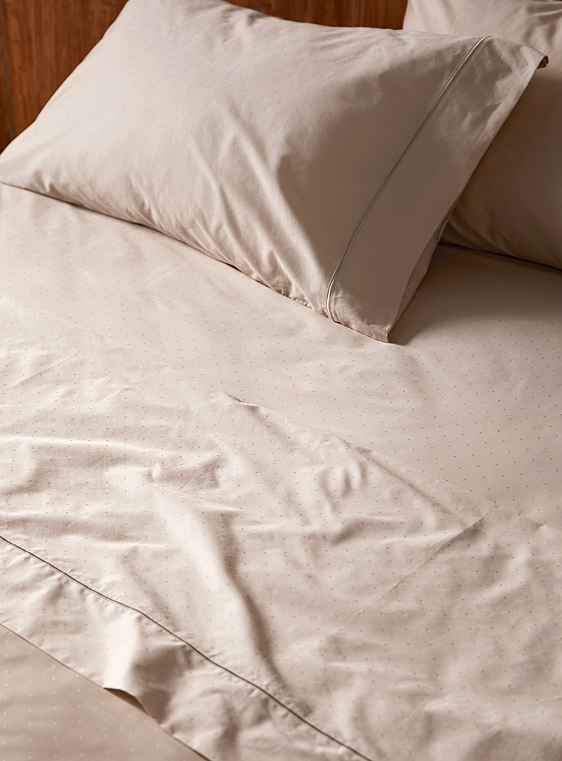 Simons Maison Off White Egyptian cotton jacquard sheet set 350-thread count Fits mattresses up to 16 in