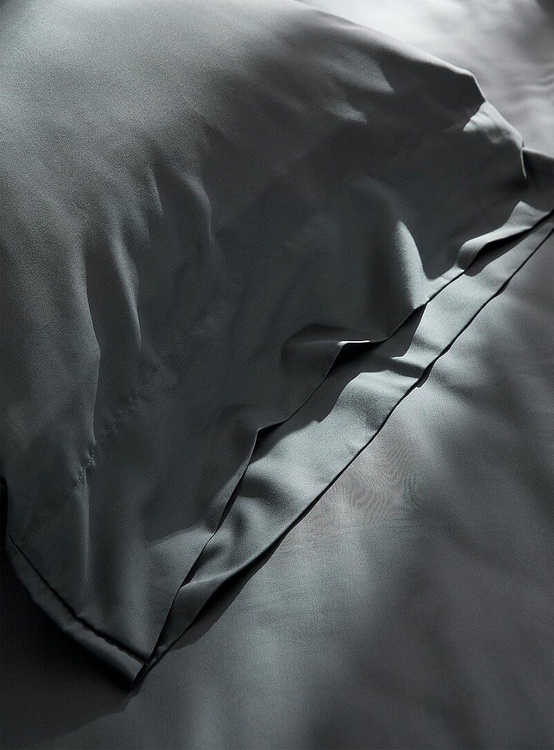 Simons Maison Slate Blue Bamboo rayon and organic cotton pillowcases Set of 2 300-thread-count