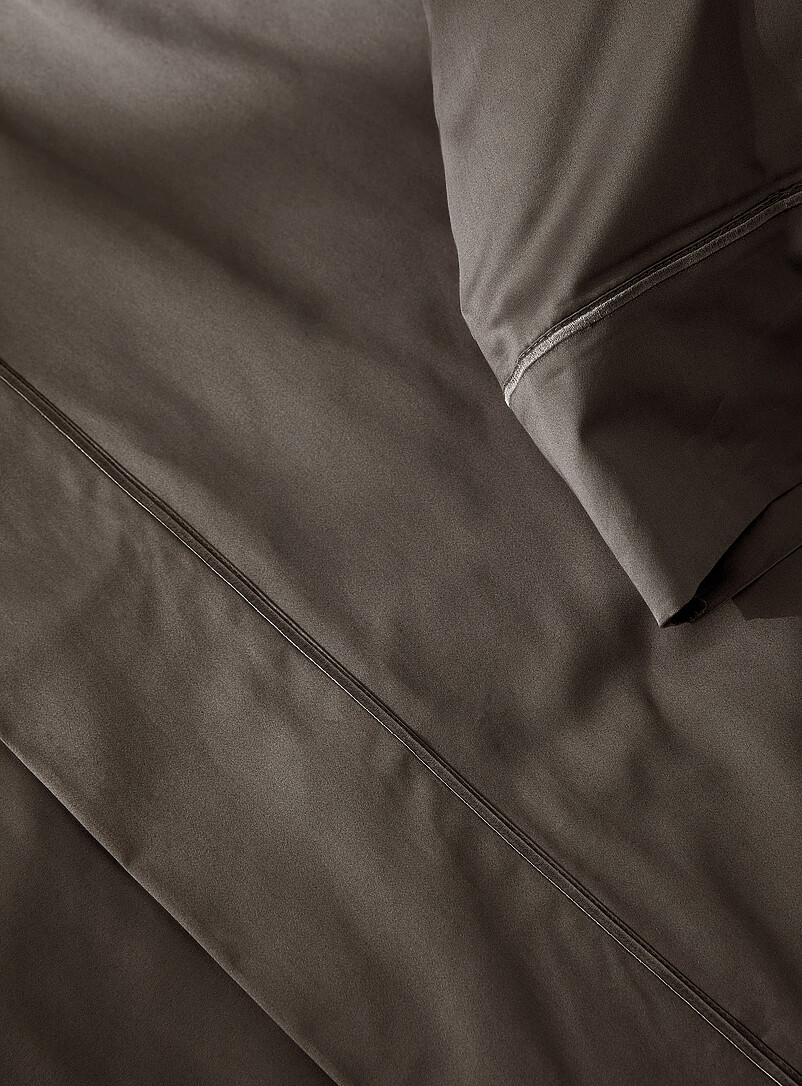 Simons Maison Grey Egyptian cotton sheet set 480-thread-count Fits mattresses up to 16 in