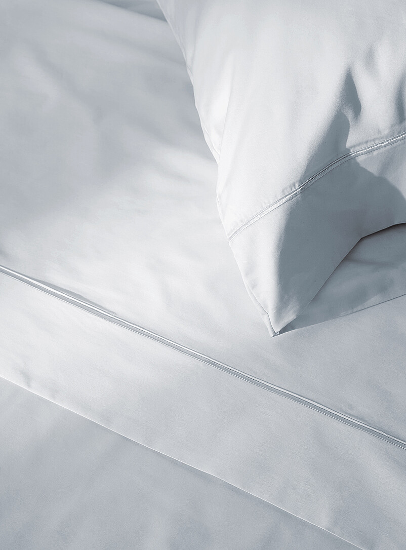Simons Maison Off White Egyptian cotton sheet set 480-thread-count Fits mattresses up to 16 in