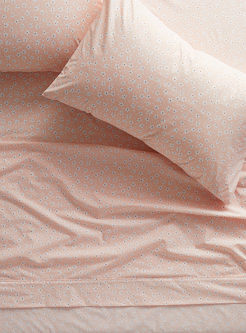 Simons Maison Dusky Pink Wildflower percale plus 200-thread-count sheet Fits mattresses up to 15 in