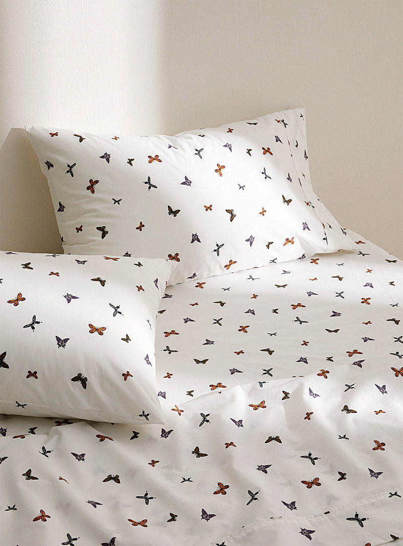 Simons Maison Patterned White Butterflies percale sheet 200-thread-count Fits mattresses up to 15 in