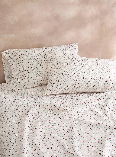 Le drap percale plus petites cerises Pour matelas jusqu'&agrave; 16 po