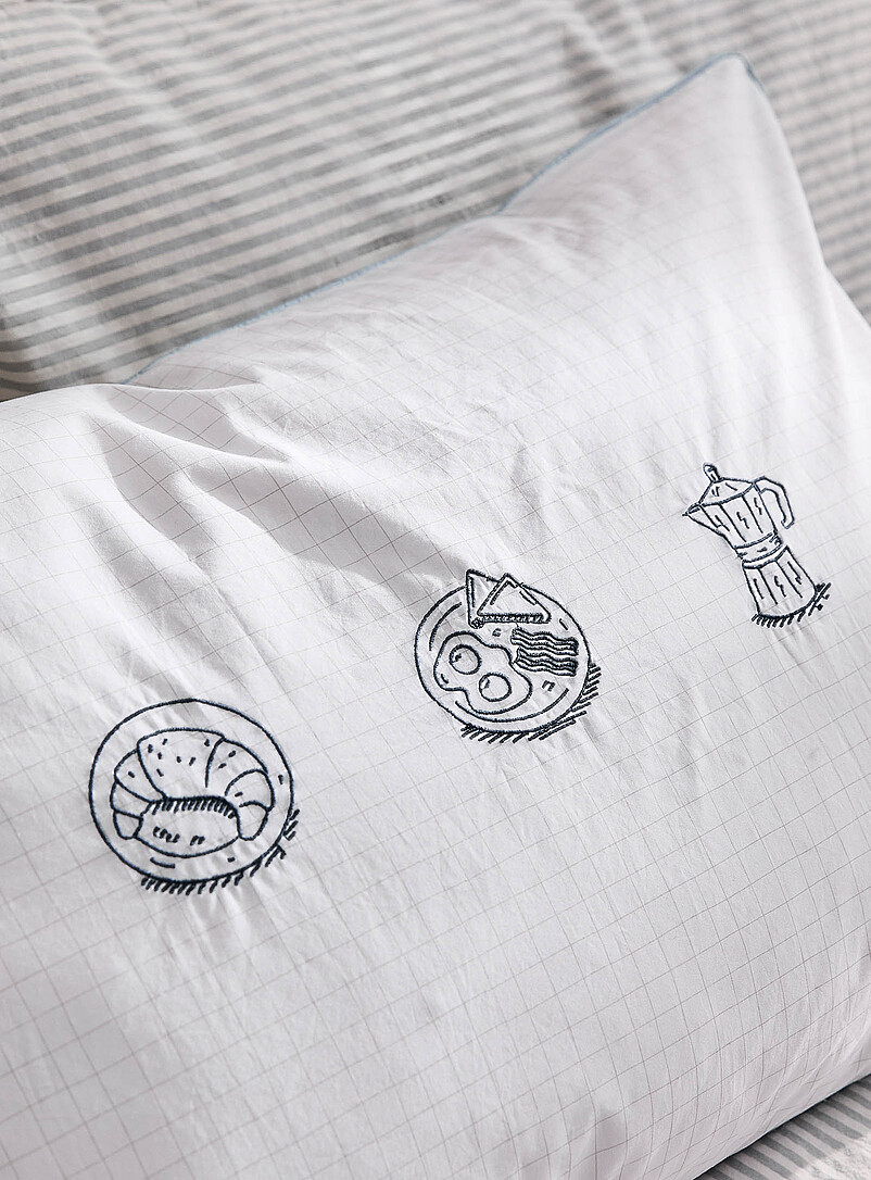 Simons Maison Patterned White Embroidered breakfast pillowcase