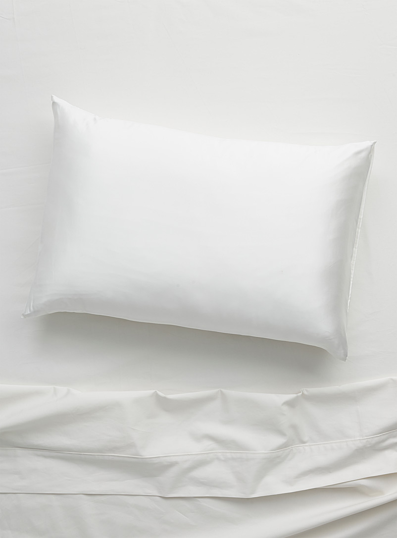 Simons Maison White Luxurious silk pillowcase 20 x 30 in