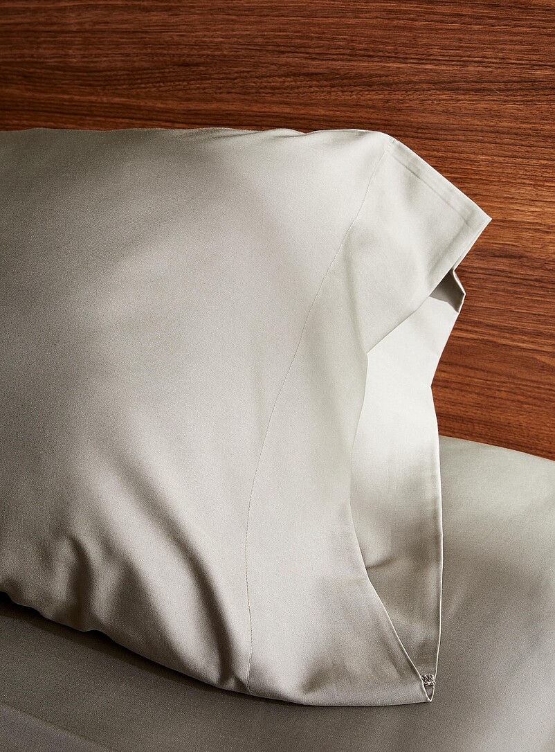 Bamboo rayon and organic cotton pillowcases Set of 2 300-thread-count product image 2