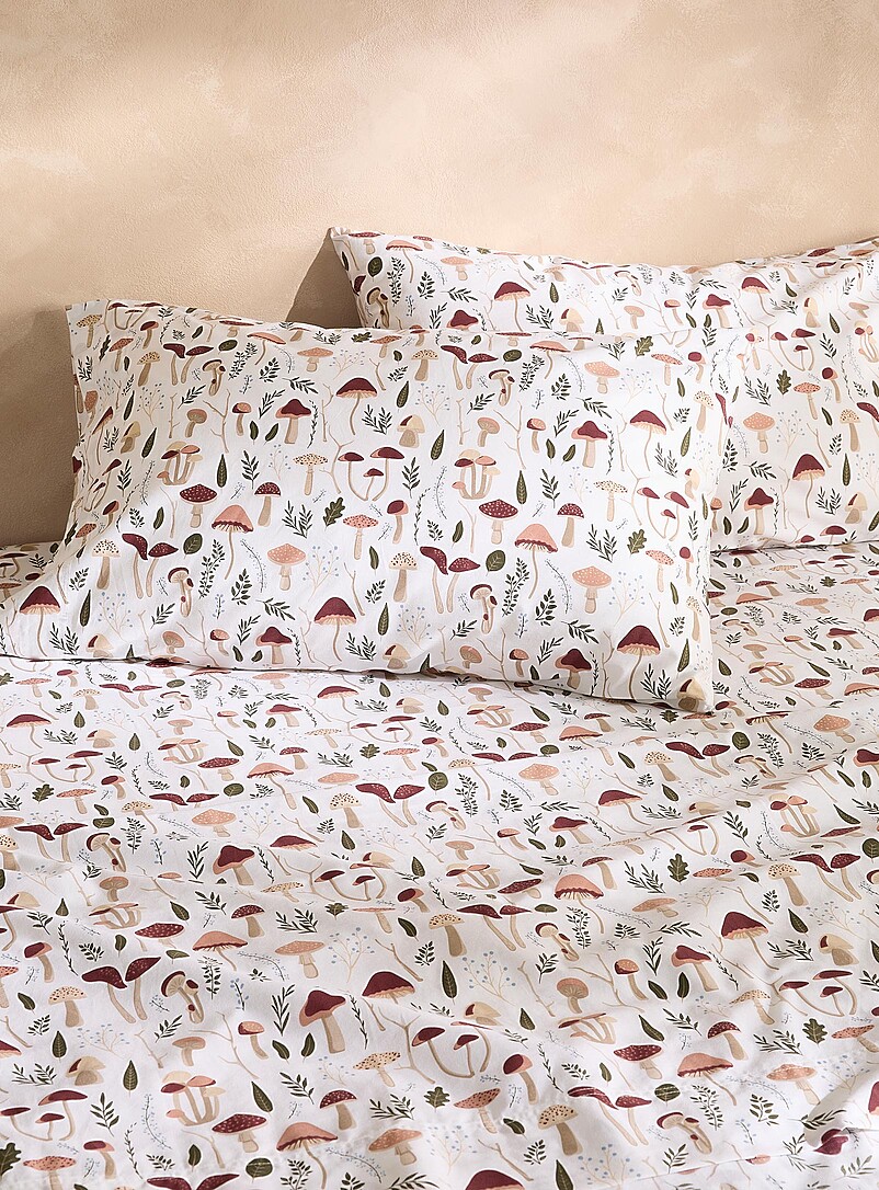Mushroom Hunt Sheet Set Fits Mattresses Up To 16 In