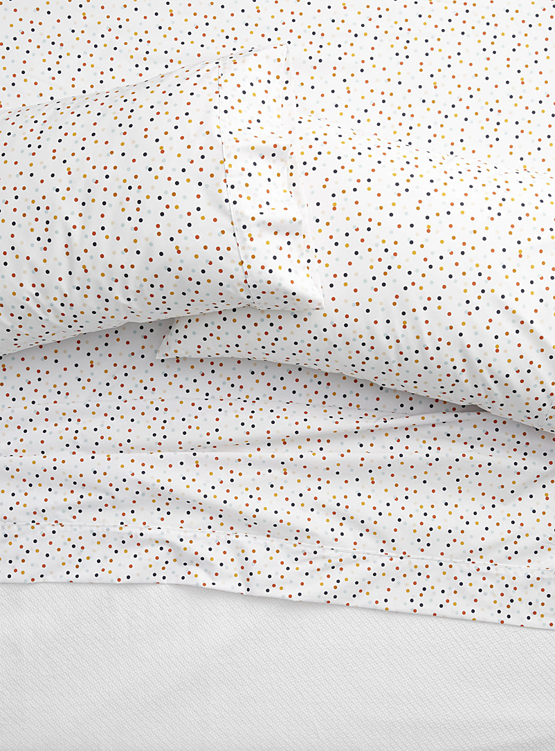 Confetti 200-thread-count percale plus sheet Fits mattresses up to 15 in |  Simons Maison | | Simons