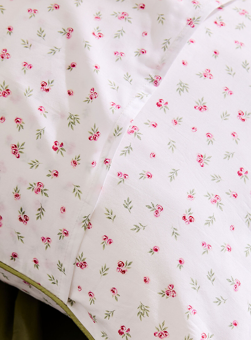 Kitten and mini-roses print pillowcase product image 3