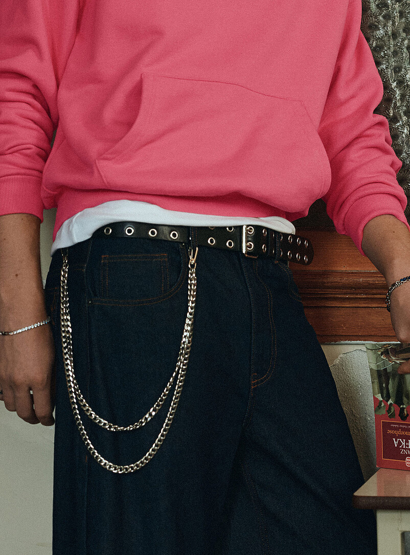 Double curb-link wallet chain product image (primary)