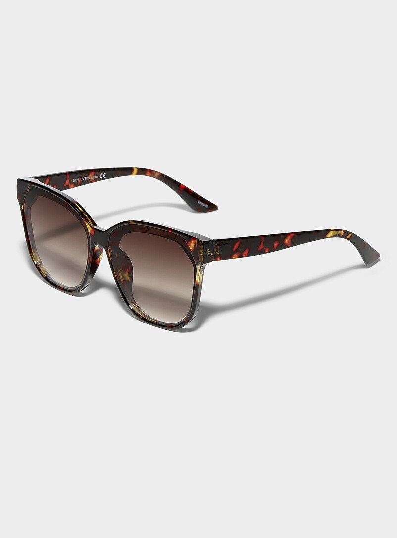 Simons: Les lunettes de soleil carr&eacute;es Georgina Noir pour femme