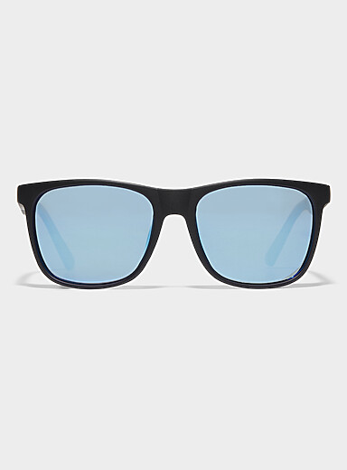 Les lunettes de soleil carr&eacute;es accents bois Trent