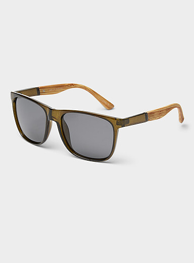 Les lunettes de soleil carr&eacute;es accents bois Trent