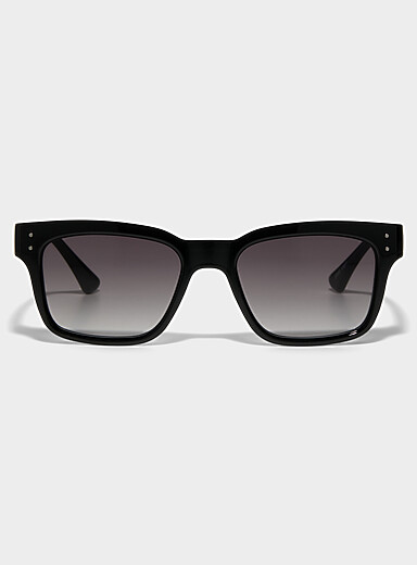 Les lunettes de soleil carr&eacute;es classiques Logan