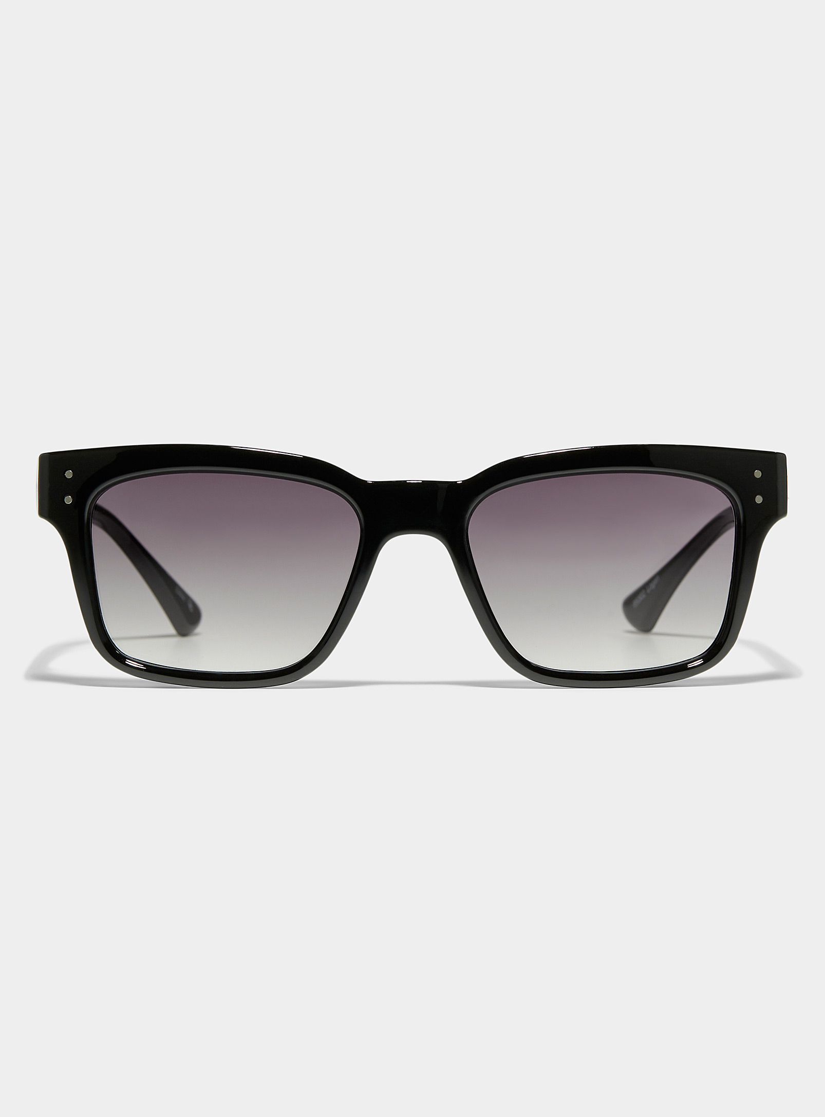 Le 31 Logan Square Sunglasses In Black