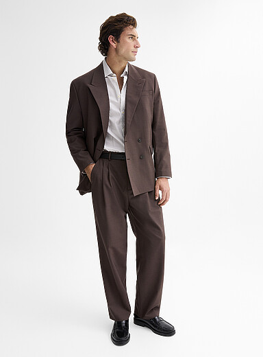 Le pantalon &agrave; plis marron <b>Coupe relaxe</b>