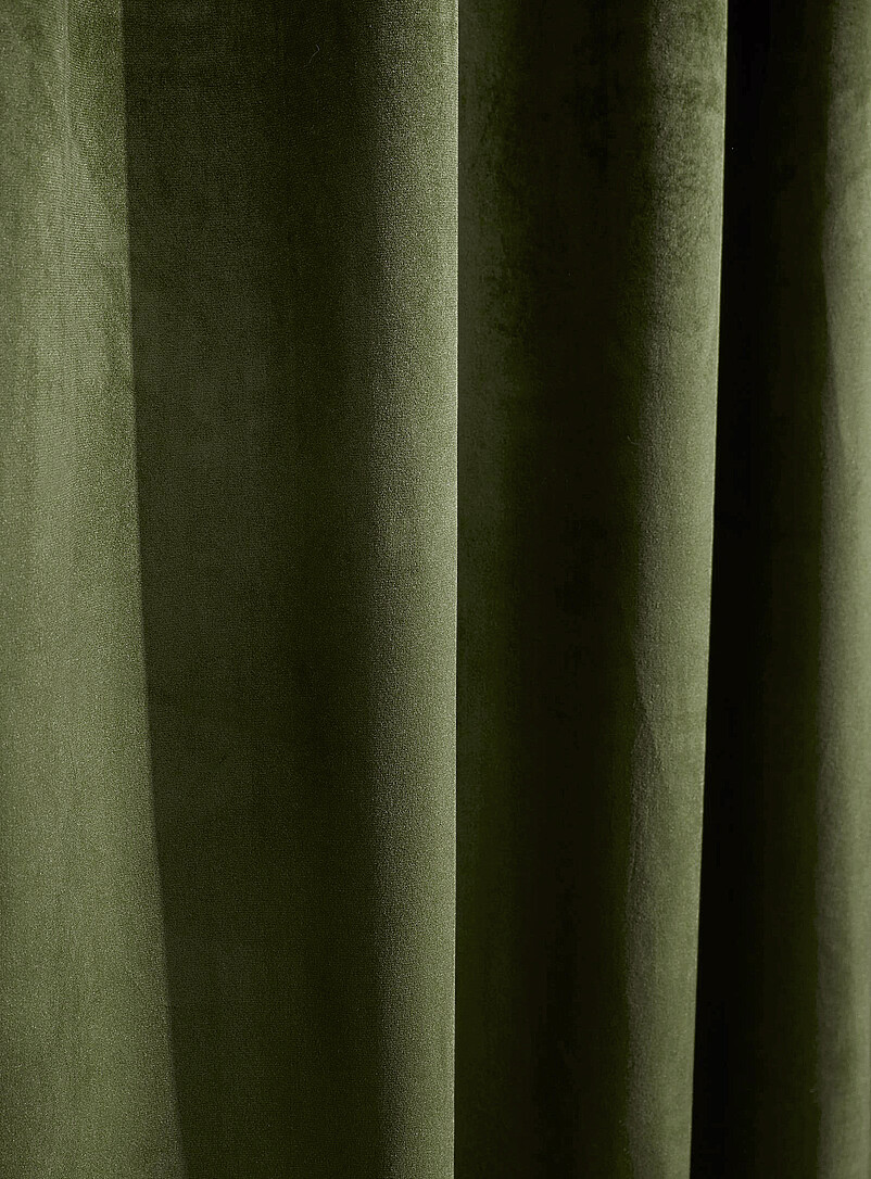 Simons Maison Green Luxurious velvet curtain <b>Single panel</b> See available sizes