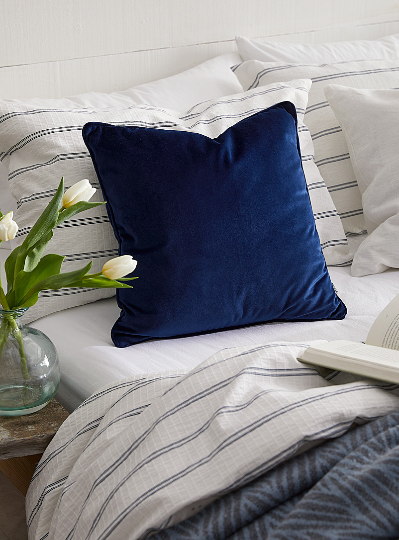 Simons Maison Marine Blue Luxurious velvet cushion 45 x 45 cm