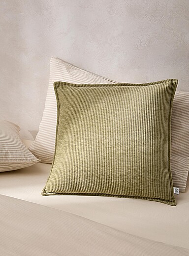 Simons Maison: Le coussin d&eacute;houssable tricot chenille c&ocirc;tel&eacute; 50 x 50 cm Jaune tournesol