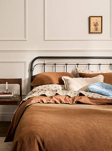 Ribbed velvety chenille sheet set