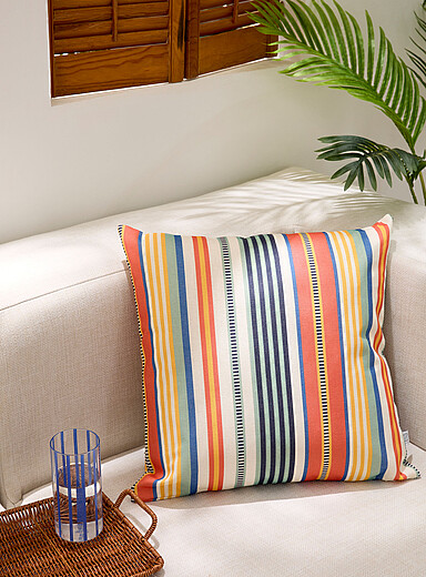 Colourful stripes removable-cover outdoor cushion 50 x 50 cm <b>Live Outside exclusive collection</b>