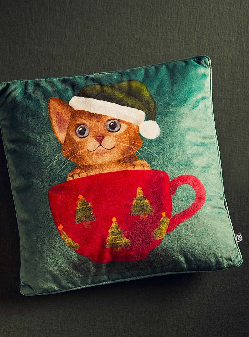 Simons Maison Green Velvet holiday kitten cushion 45 x 45 cm
