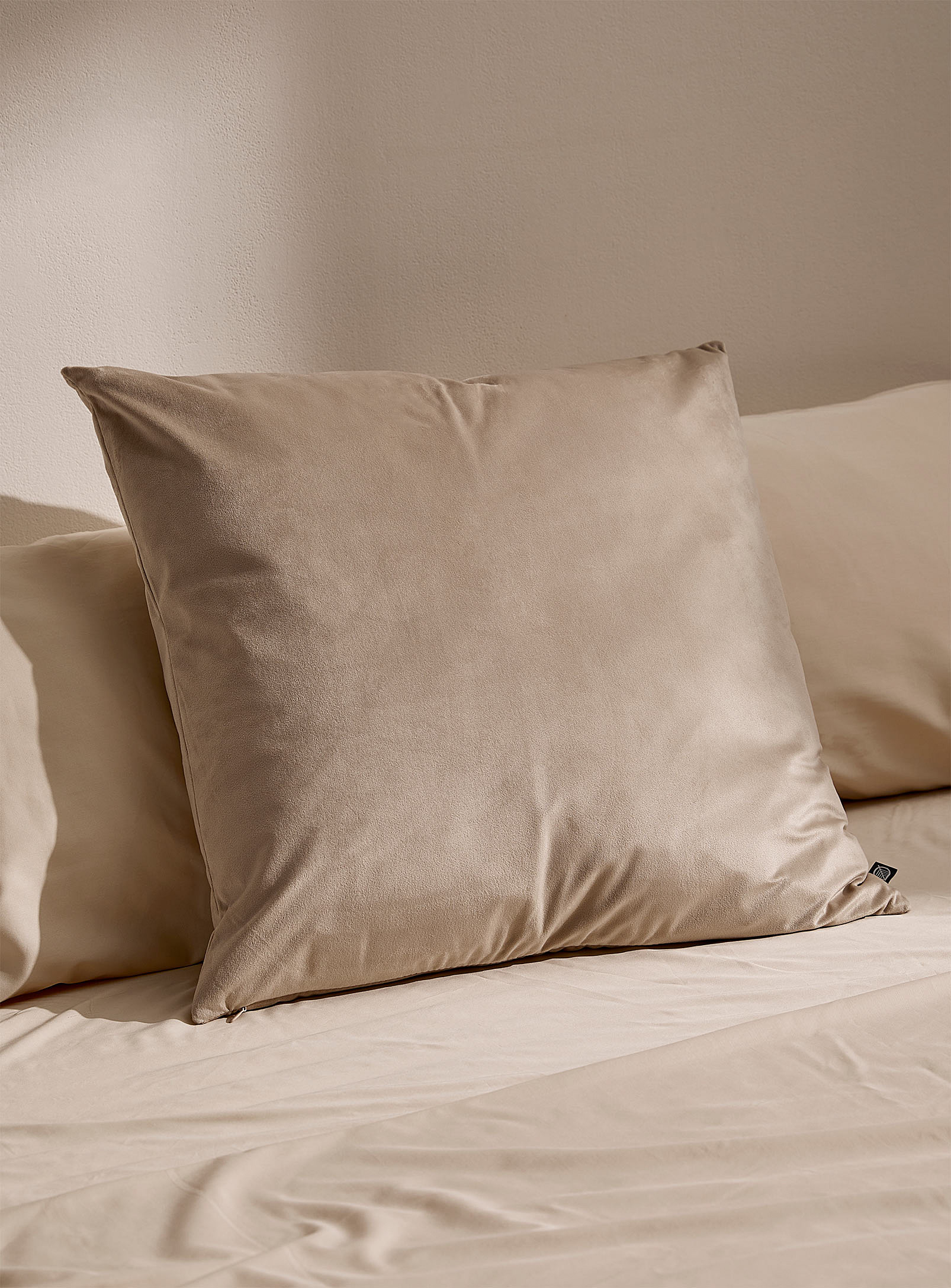 Simons Maison Opulent Velvet Cushion 60 X 60 Cm In Cream Beige