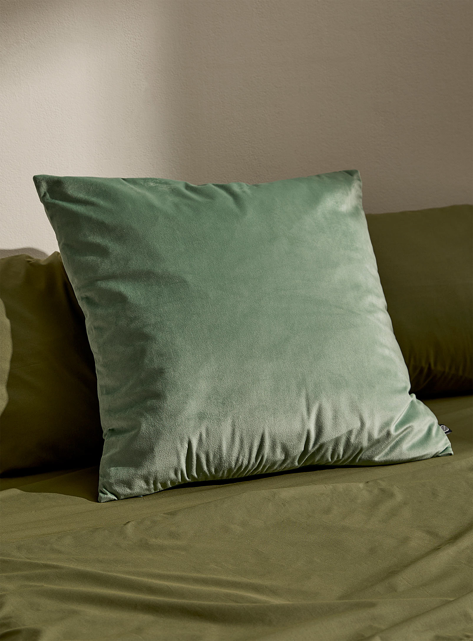 Simons Maison Opulent Velvet Cushion 60 X 60 Cm In Lime Green