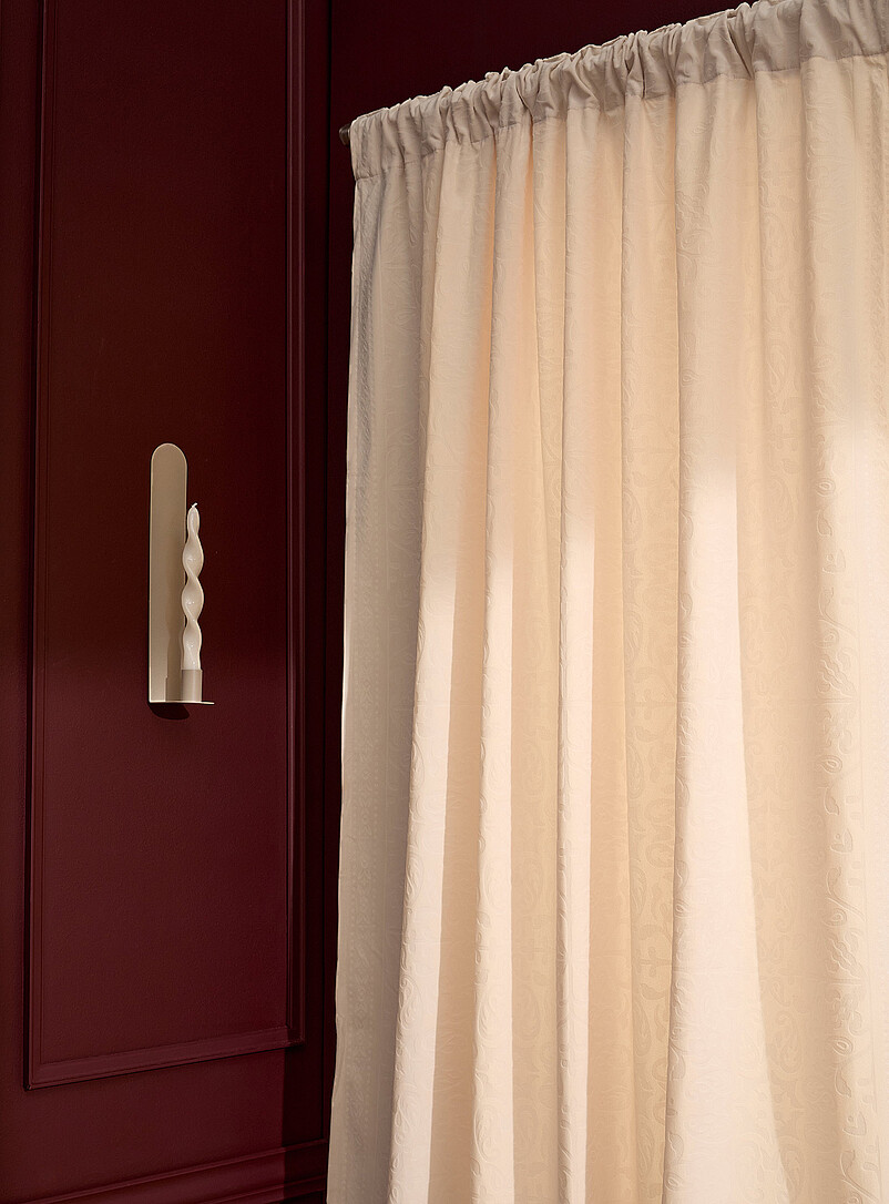 Damask-style velvety curtain One panel 140 x 220 cm product image (primary)