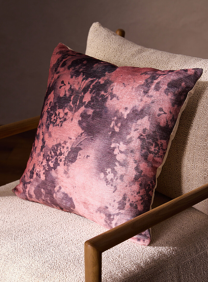 Blurry flowers chenille knit removable cover cushion 50 x 50 cm product image (primary)