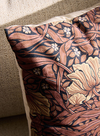 Floral tapestry removable cover cushion 50 x 50 cm
