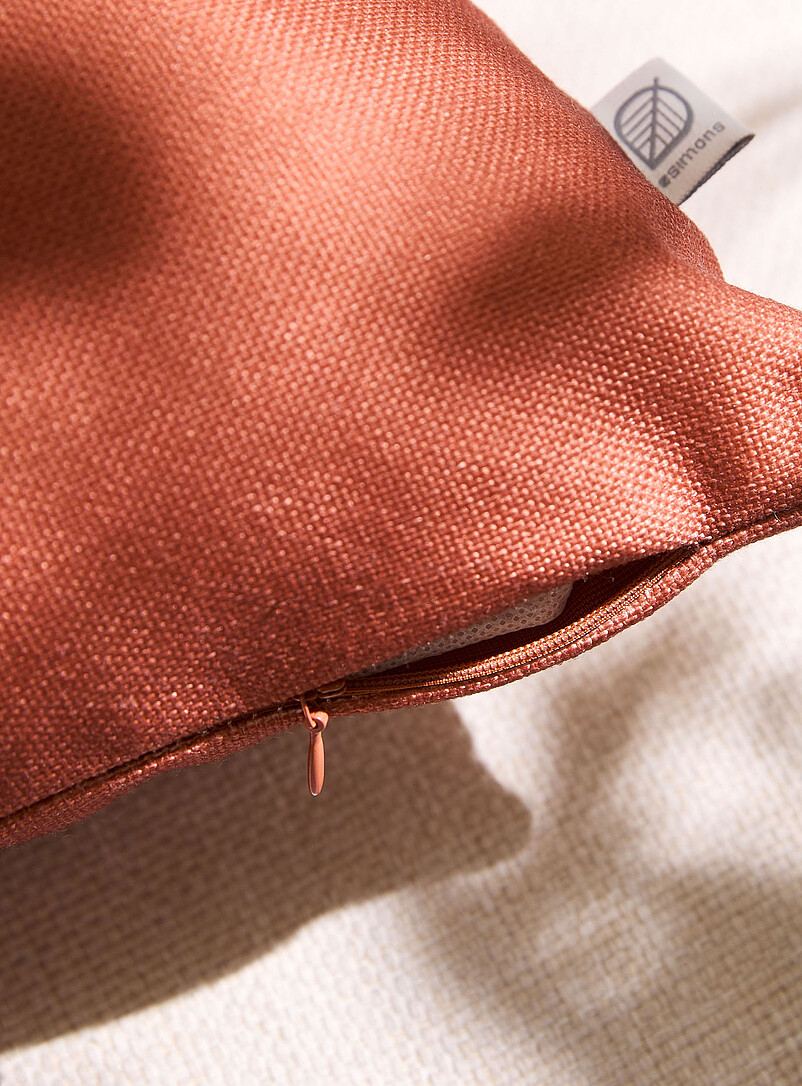 Solid canvas removable-cover outdoor cushion 50 x 50 cm Live Outside exclusive collection product image 2