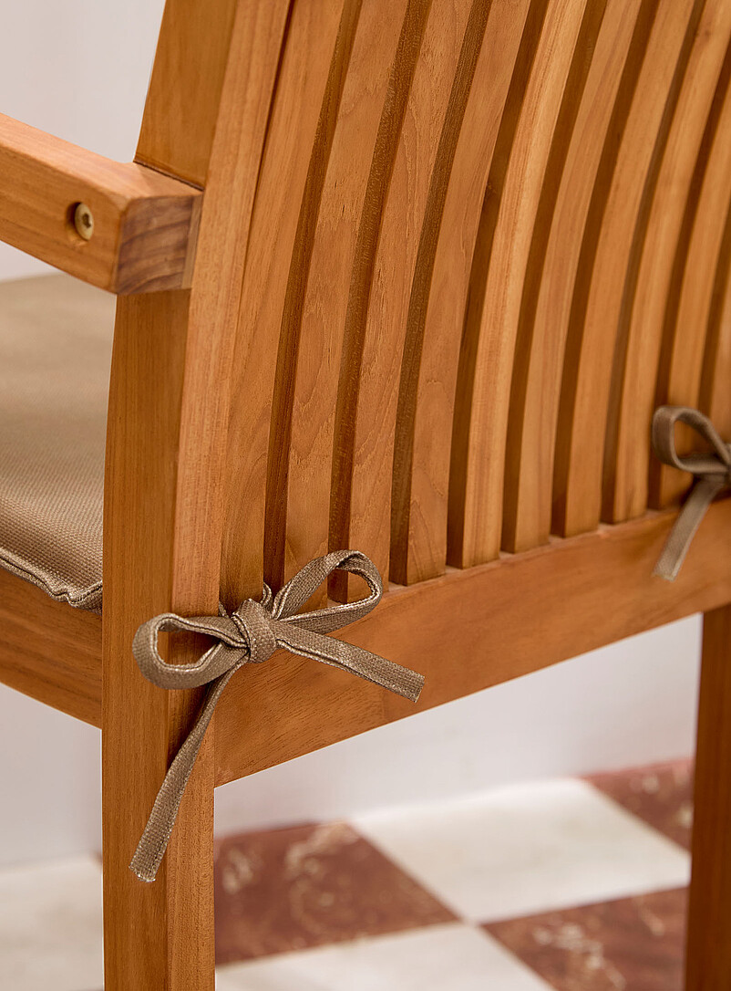Solid canvas outdoor chair cushion 40 x 40 cm Live Outside exclusive collection product image 2