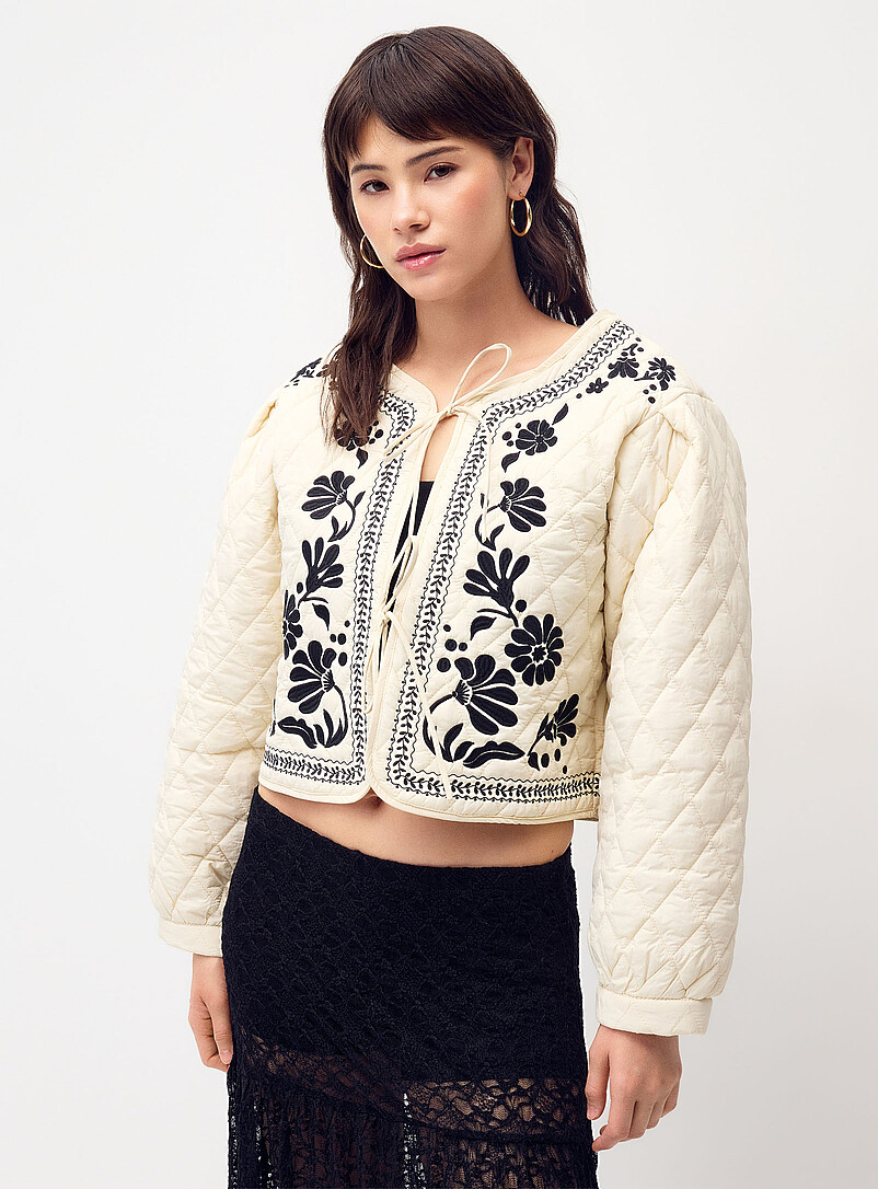美品☆プラダ CLOQUET FLOWER JACKET ジャガード ブルゾン Embroidered flowers quilted jacket | Twik | Women's Jackets and
