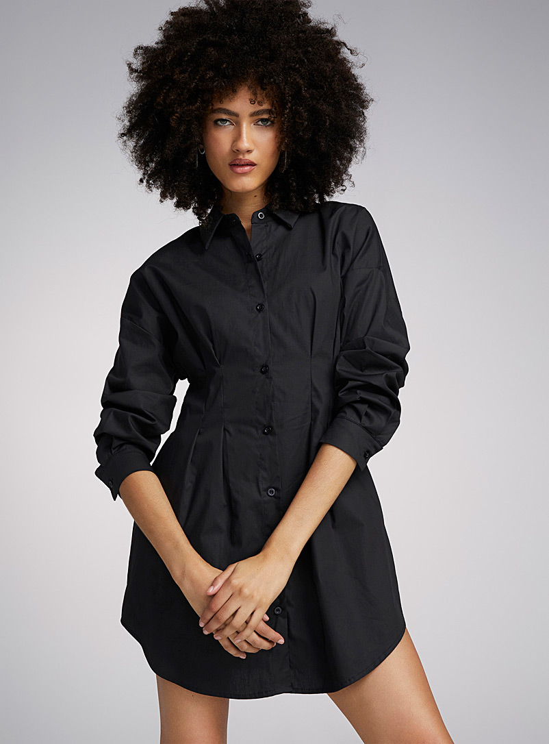 Twik: La robe chemise popeline ajustée Noir pour femme