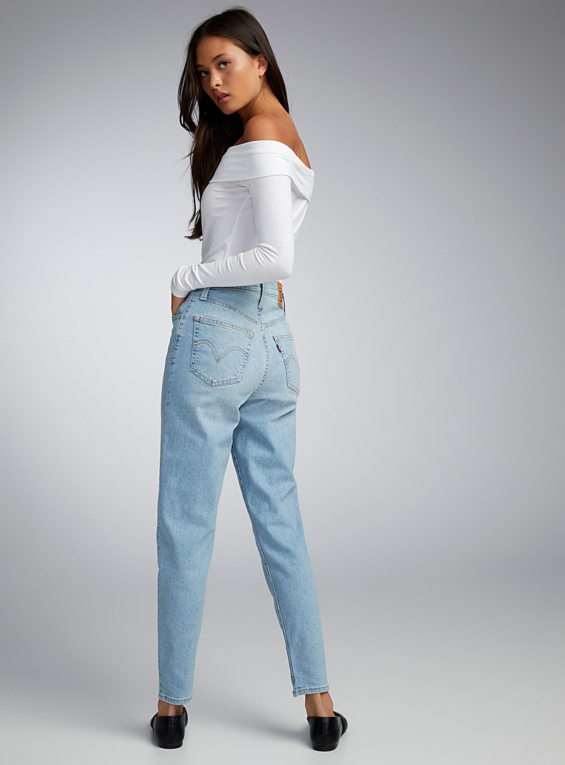 Levi's: Le jean mom taille haute bleu Lavé clair pour femme