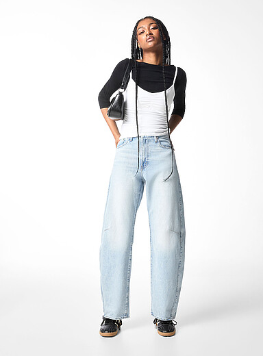 Le jean ballon taille ajustable avec martingale