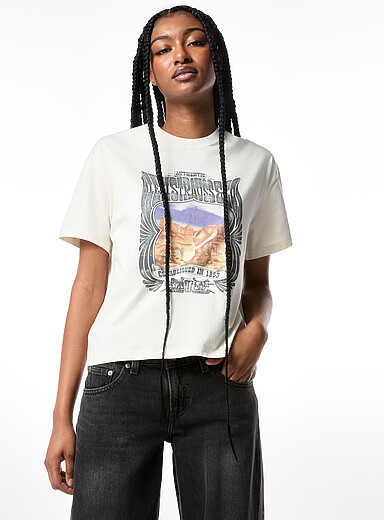 Le t-shirt carr&eacute; imprim&eacute; western