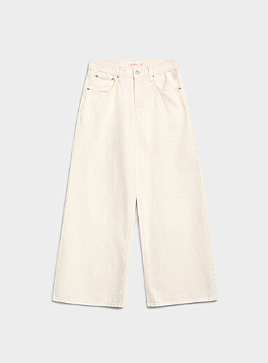 Levi's Off White Middy jean <b>Fit: Wide leg, mid rise</b> for women