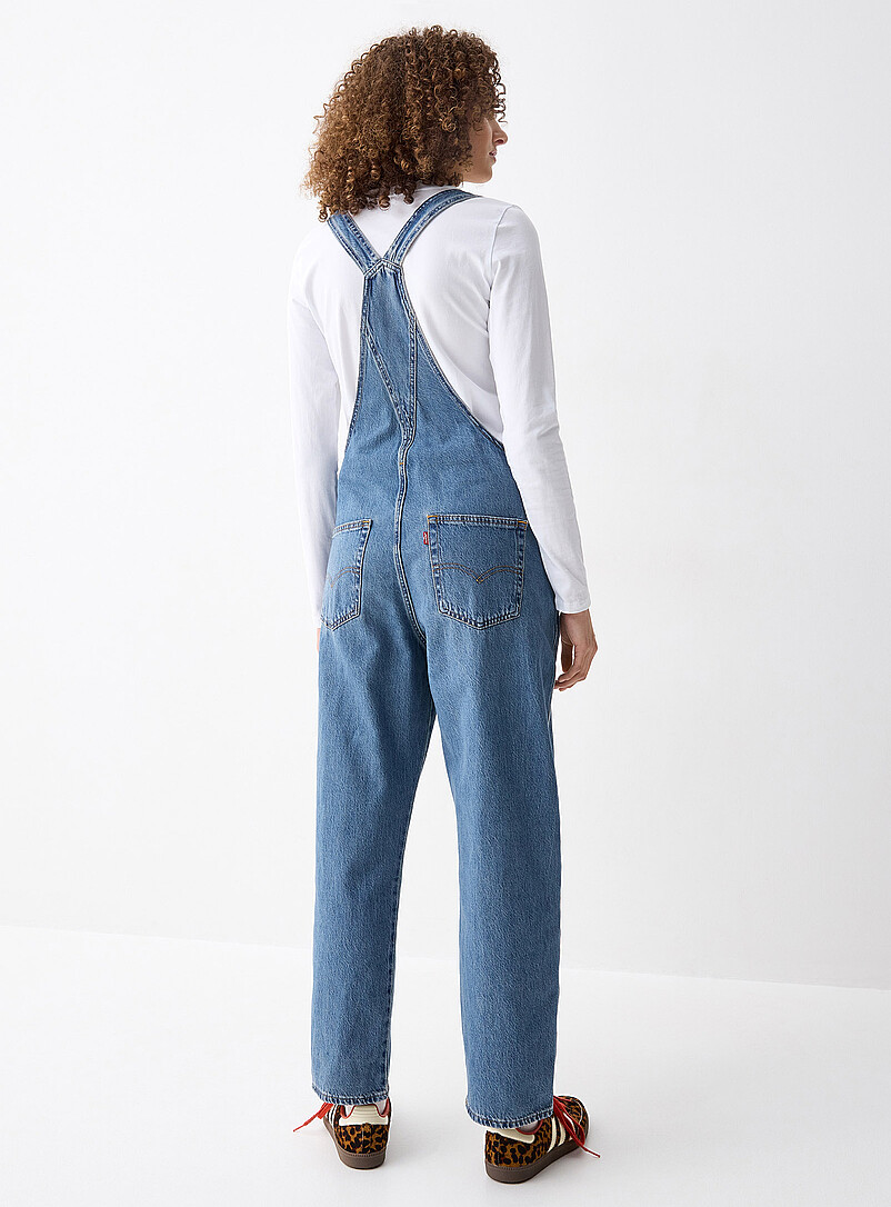 Levi's: La salopette denim bleu vintage Lav&eacute; moyen pour femme