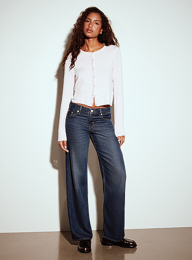 Low Loose dark blue jean Fit: Wide-leg, low-rise