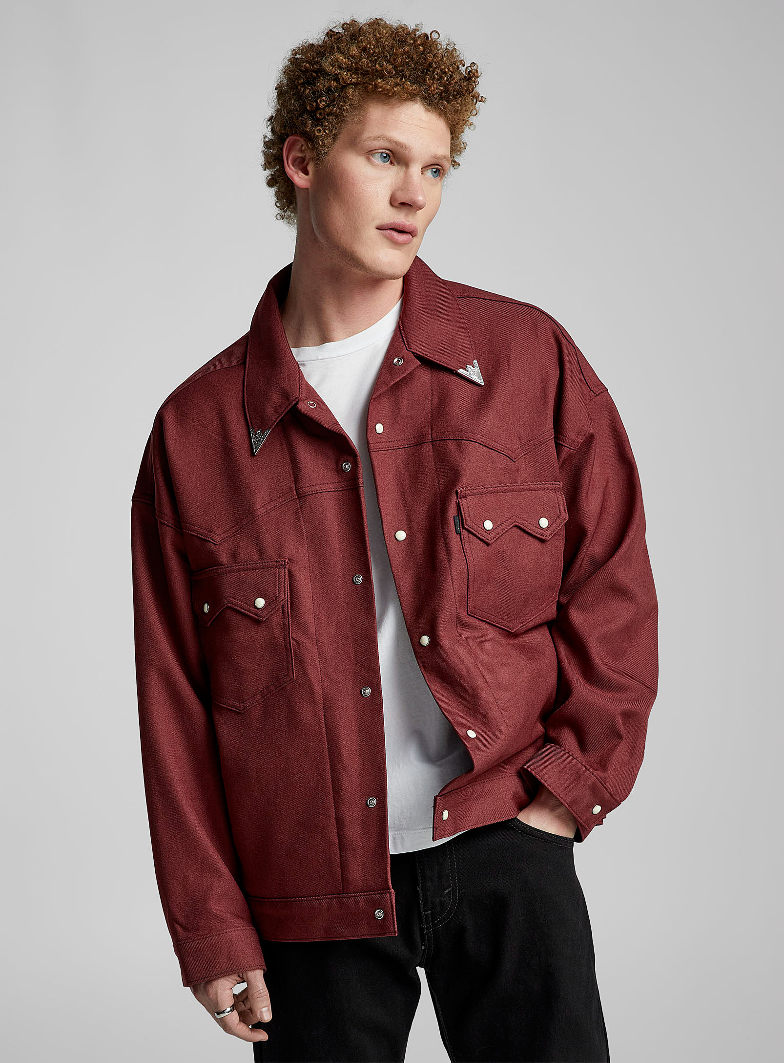 Levi's - Men's Burgundy western-style Trucker jacket