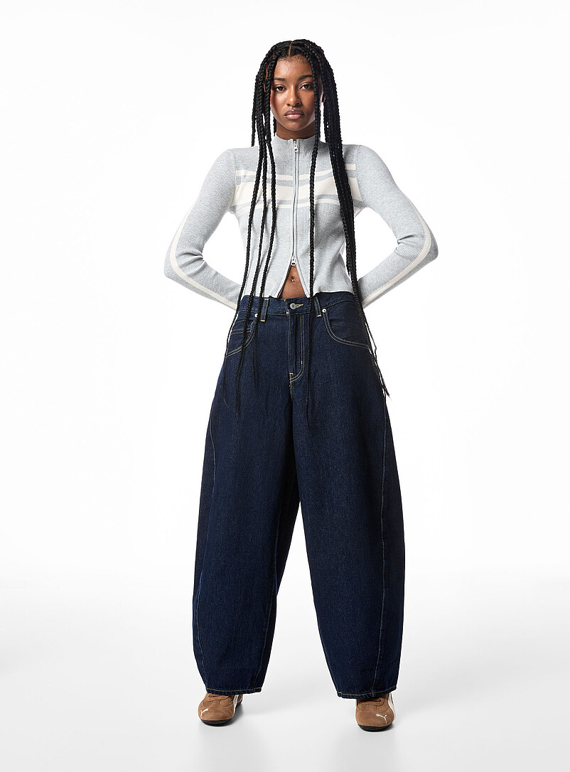 Ultra-Wide-Leg Barrel-Leg Jean