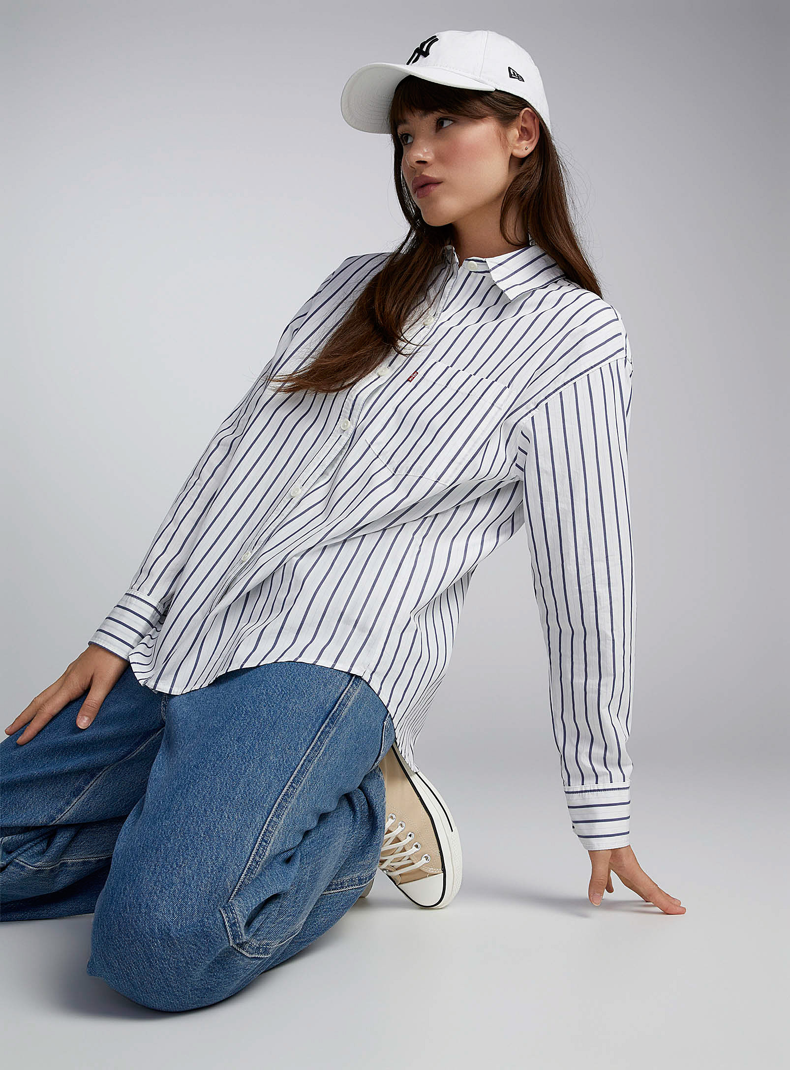 Levi's Pinstriped Loose Shirt In White